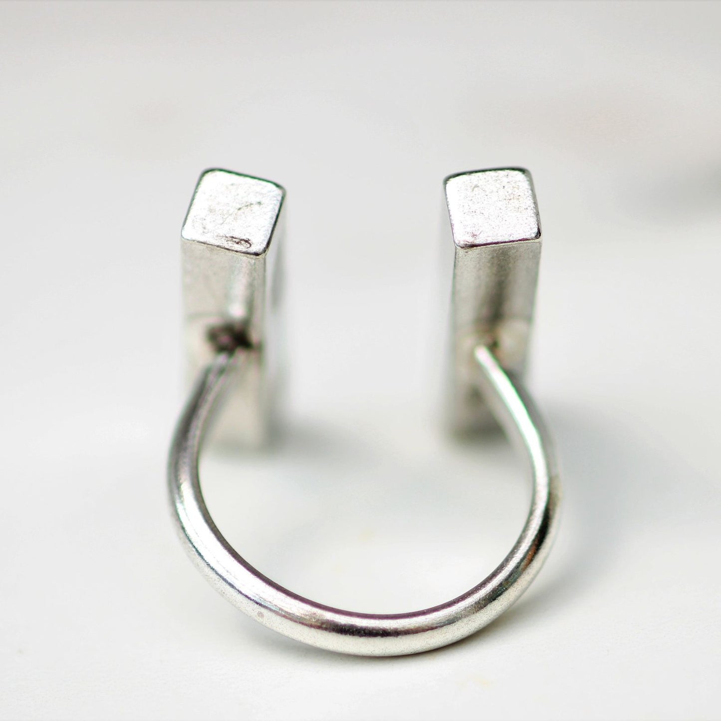 Chunky bar, adjustable ring louella-jewellery