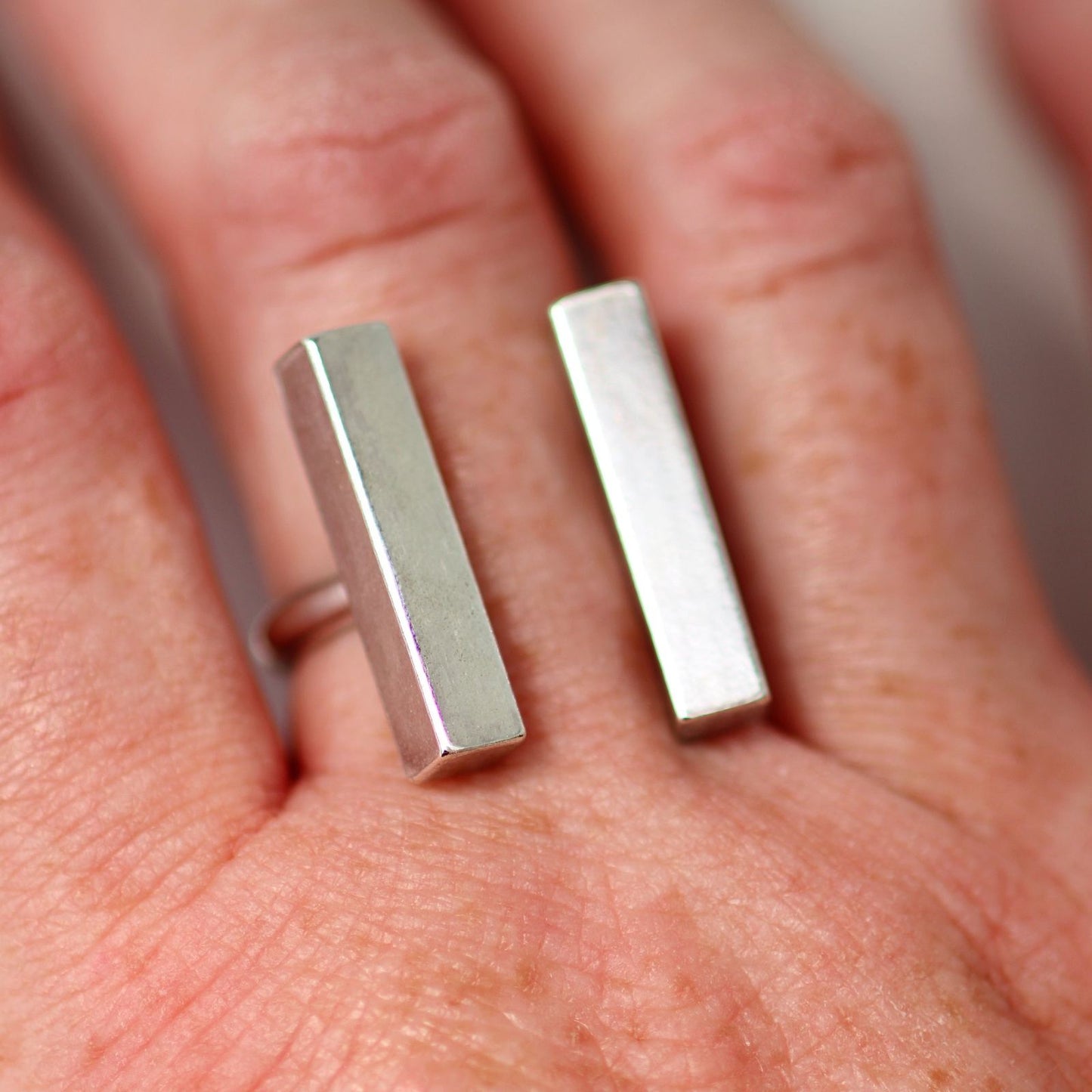 Chunky bar, adjustable ring louella-jewellery