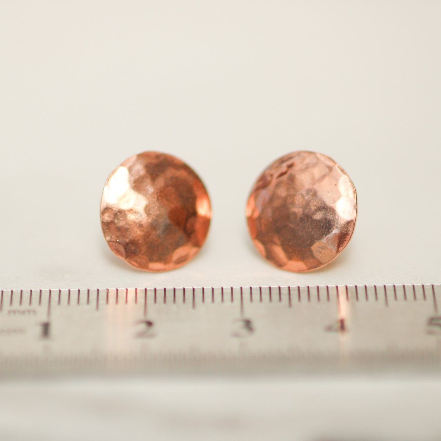 Hammered copper stud earrings louella-jewellery