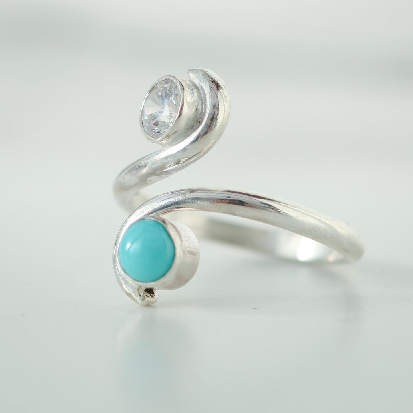Silver Sisters Ring – Symbolic Jewellery for Sisters & Best Friends
