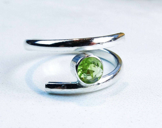 Peridot adjustable ring - August birthstone | Ring | Louella Jewellery