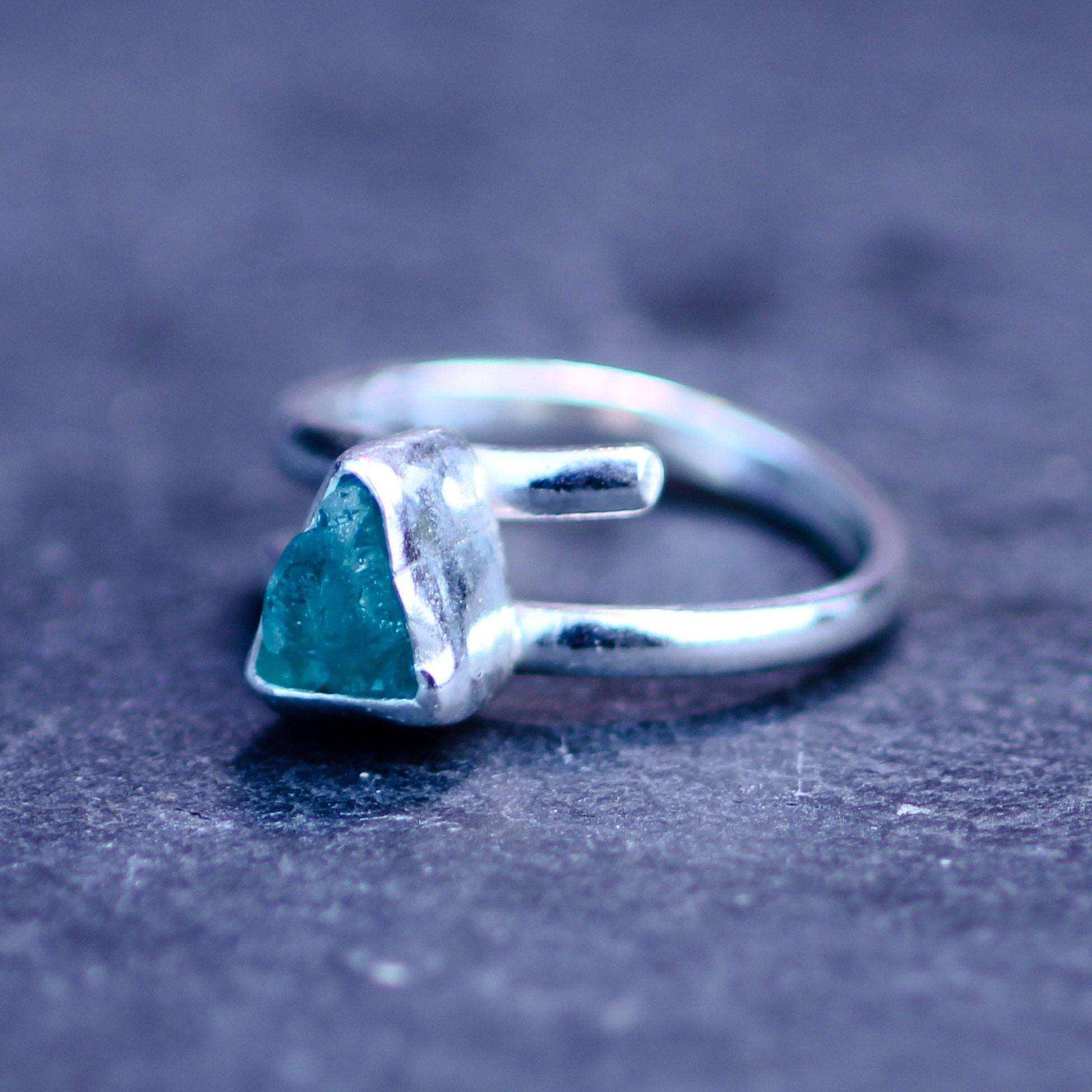 Raw green gemstone ring | Ring | Louella Jewellery