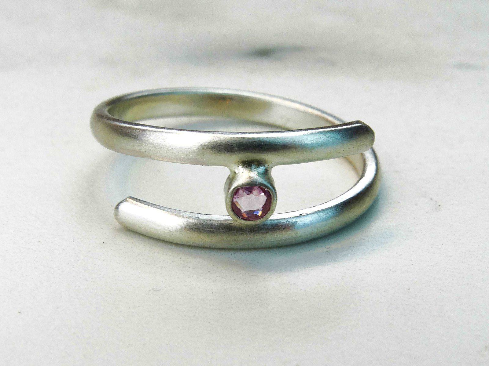 Sapphire ring - September birthstone | Ring | Louella Jewellery